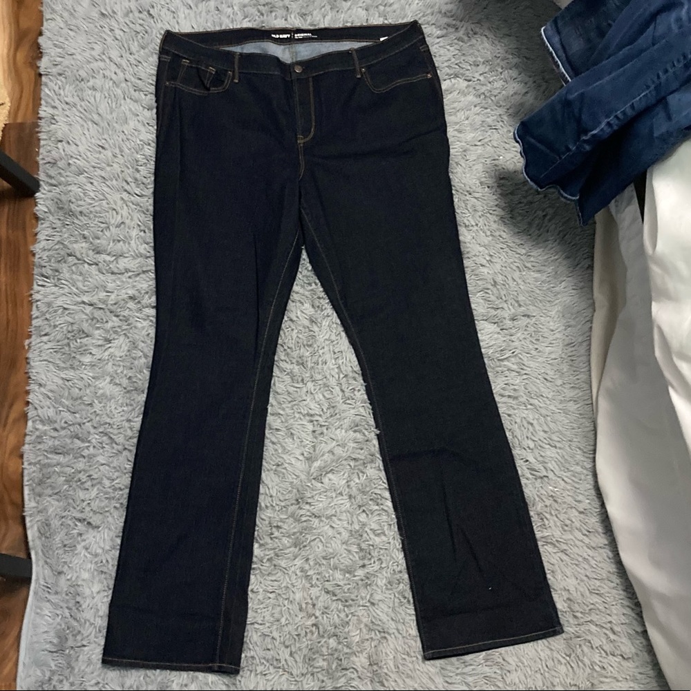 Old Navy. Size 20. Tall. Midrise. Brand new, never worn. Were too long for me.